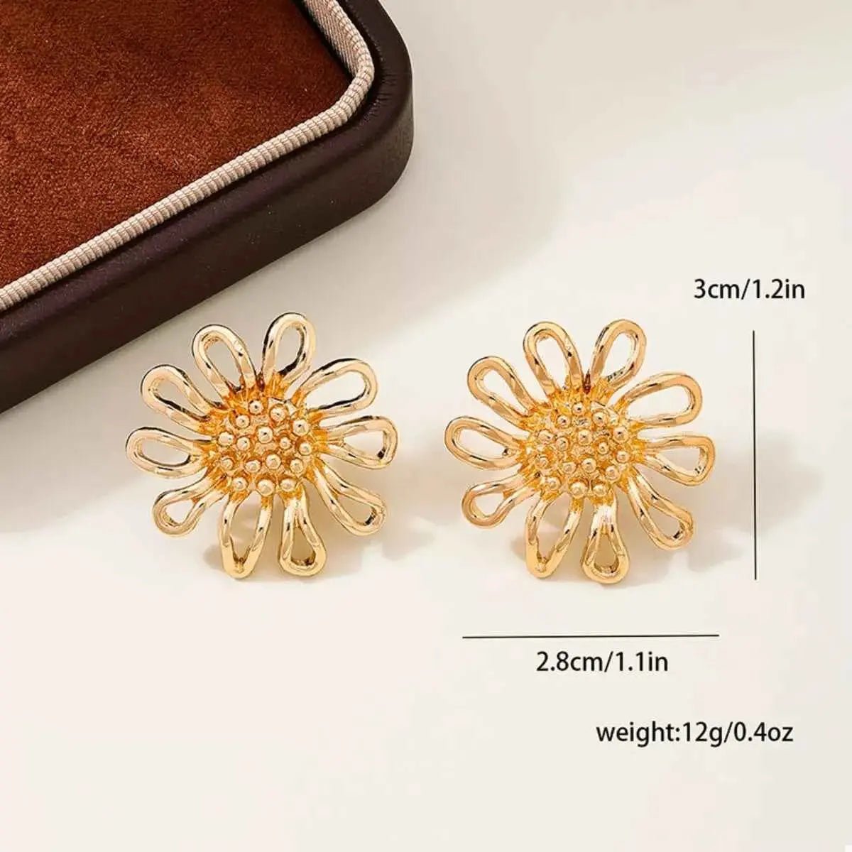 18K Gold - Plated Flower Stud Earrings - SmileBen