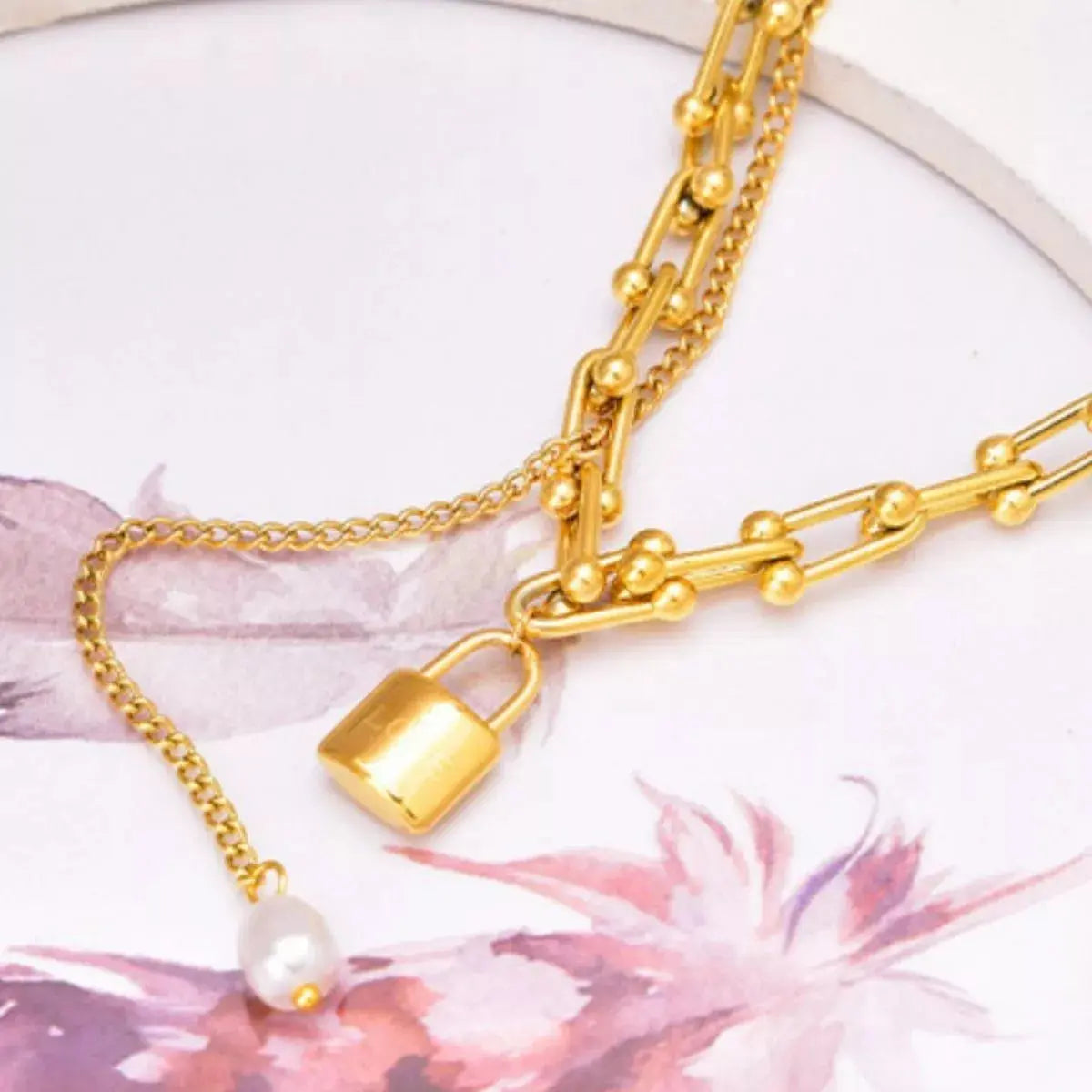 18K Gold-Plated Lock Pendant Necklace - SmileBen