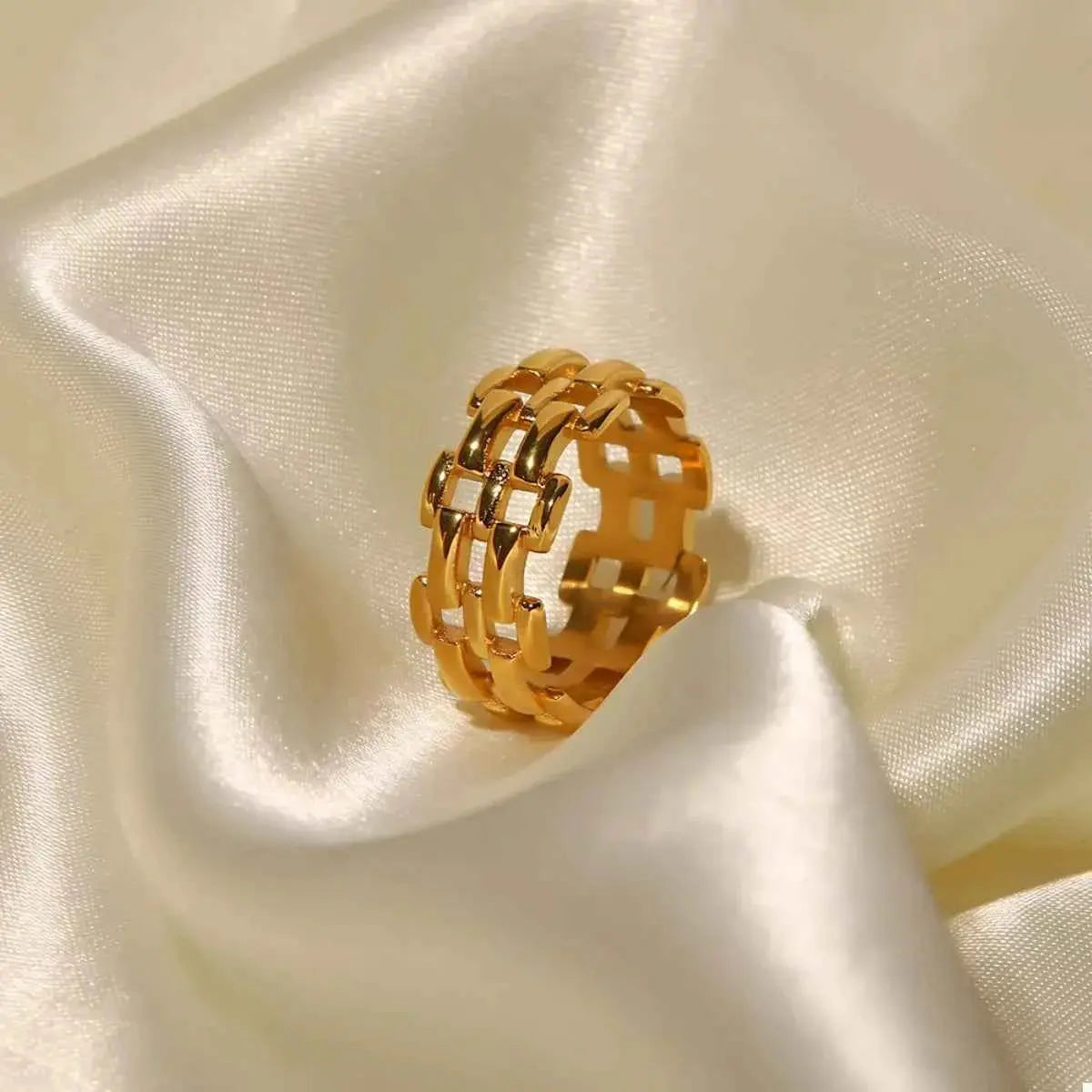 18K Gold-Plated Cutout Ring - SmileBen