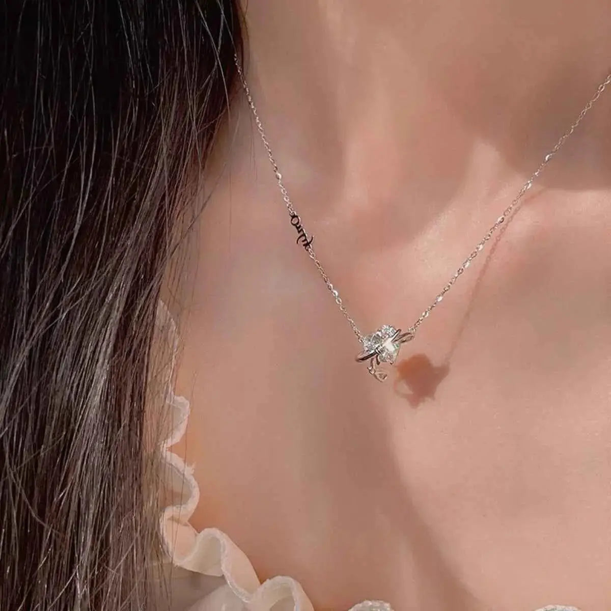 925 Sterling Silver Zircon Heart Necklace