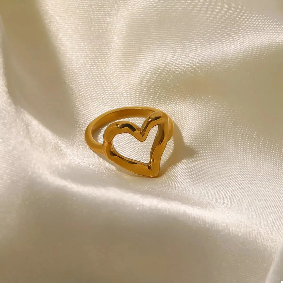 18K Gold-Plated Heart Ring - SmileBen