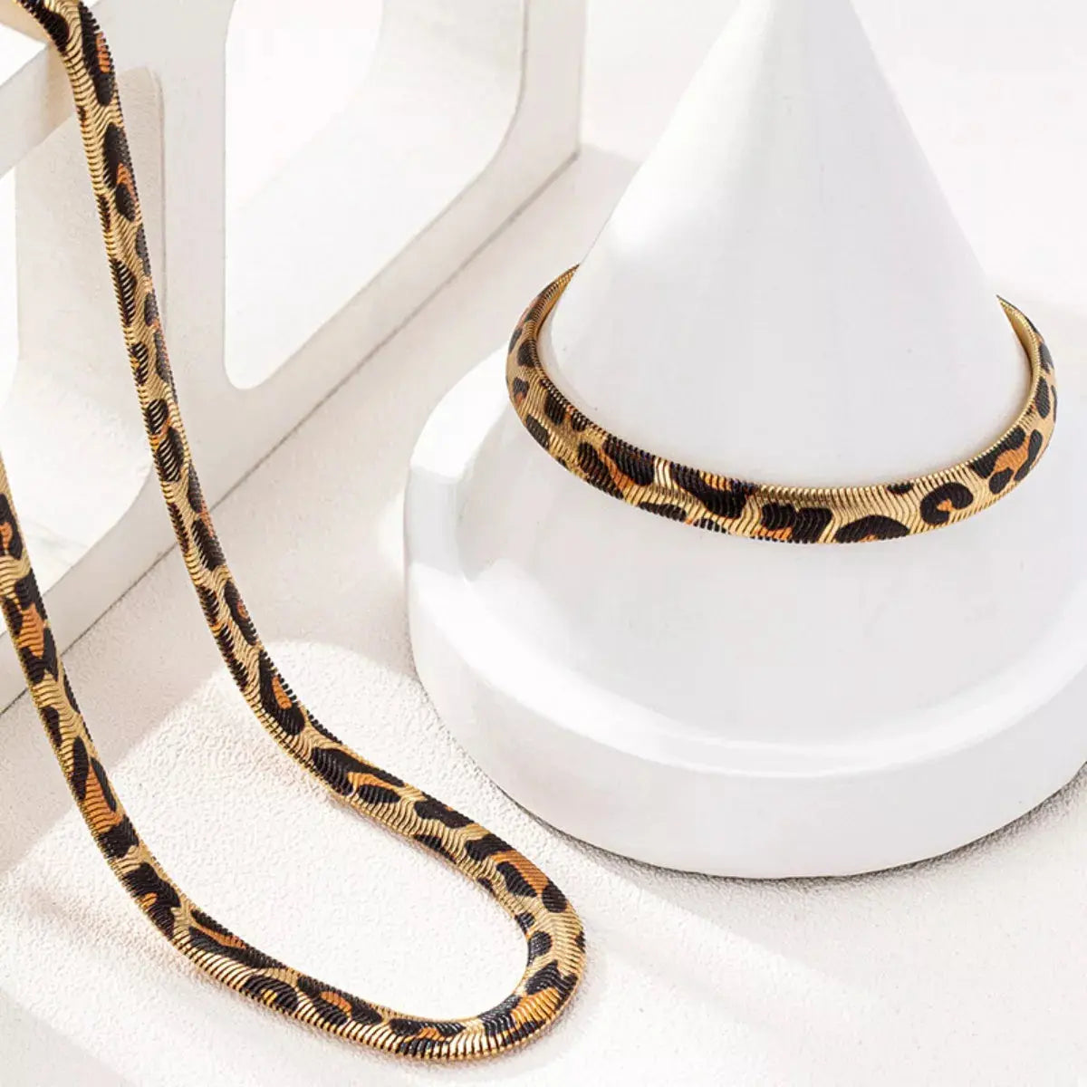 Chunky Leopard Necklace and Bracelet Jewelry Set - SmileBen