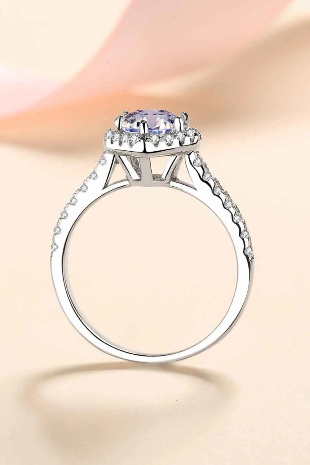 1 Carat Moissanite Heart - Shaped Ring - SmileBen