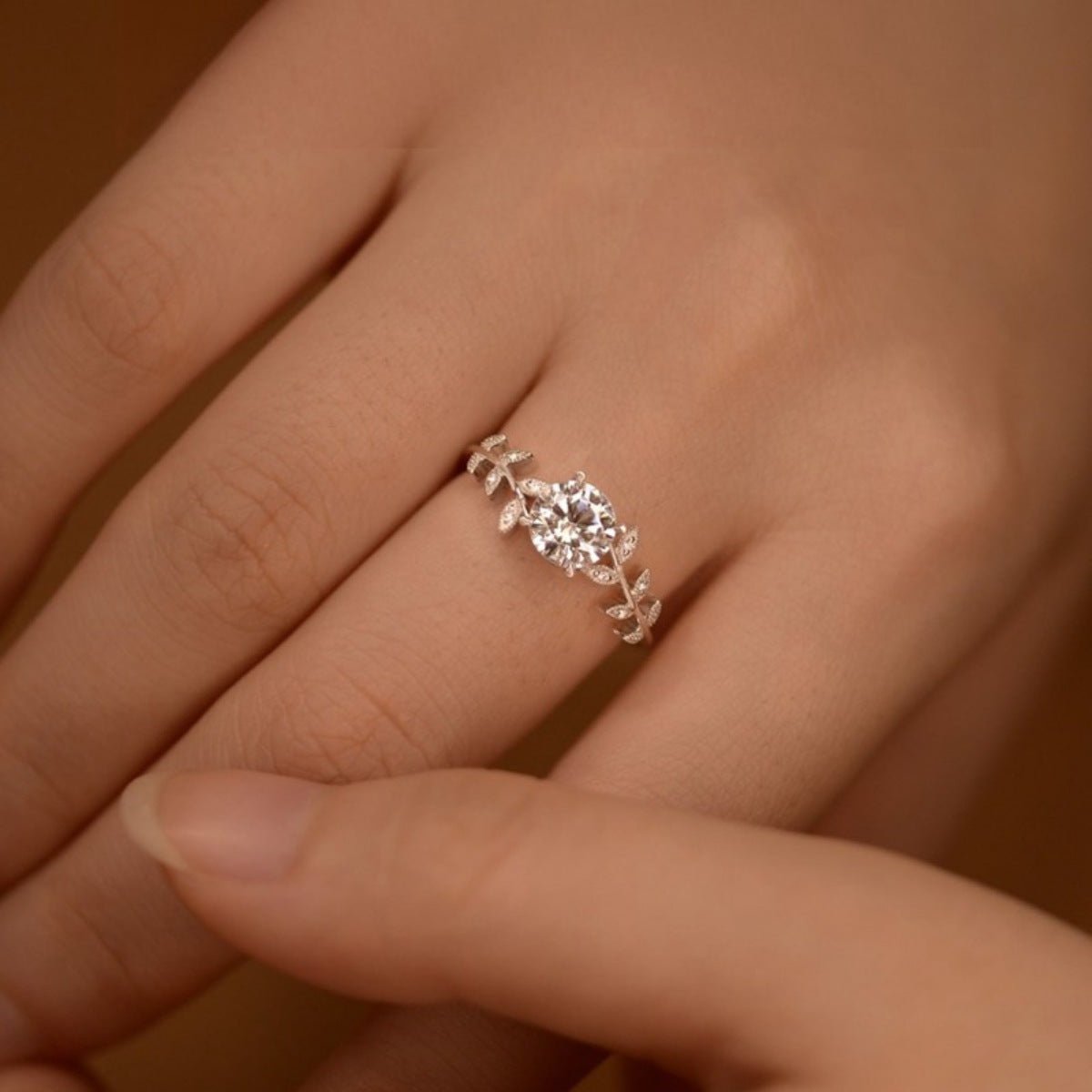 1 Carat Moissanite Leaf Ring In 925 Sterling Silver - SmileBen