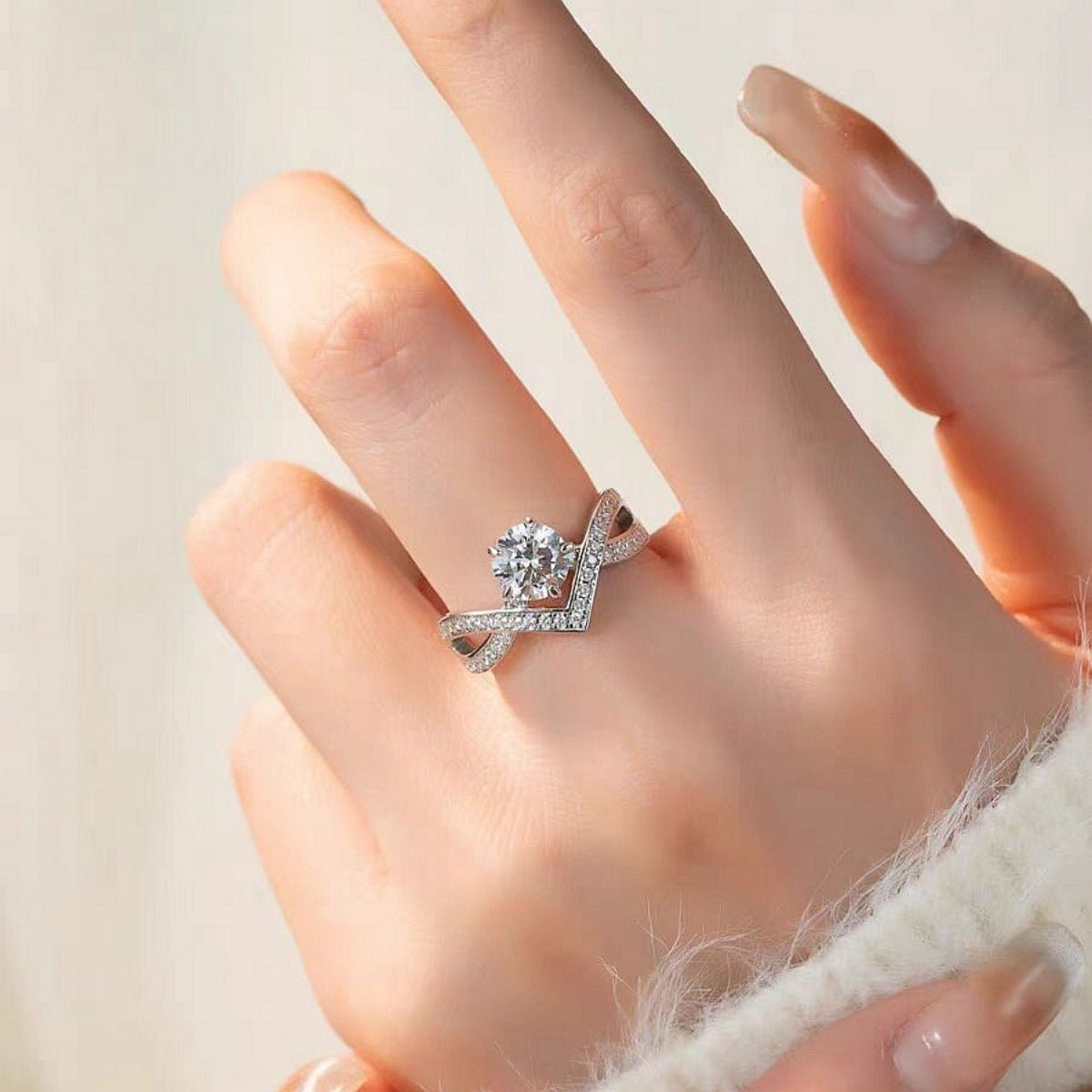 1 Carat Moissanite Ring In 925 Sterling Silver With Gift Box And Certificate - SmileBen