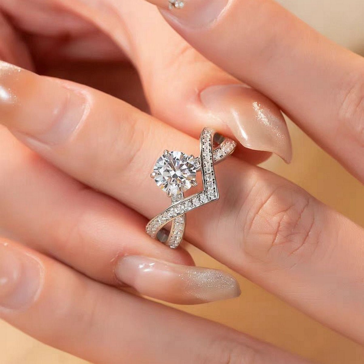 1 Carat Moissanite Ring In 925 Sterling Silver With Gift Box And Certificate - SmileBen
