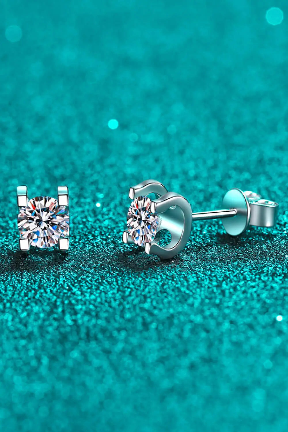 Limitless Love 1 Carat Moissanite Stud Earrings - SmileBen