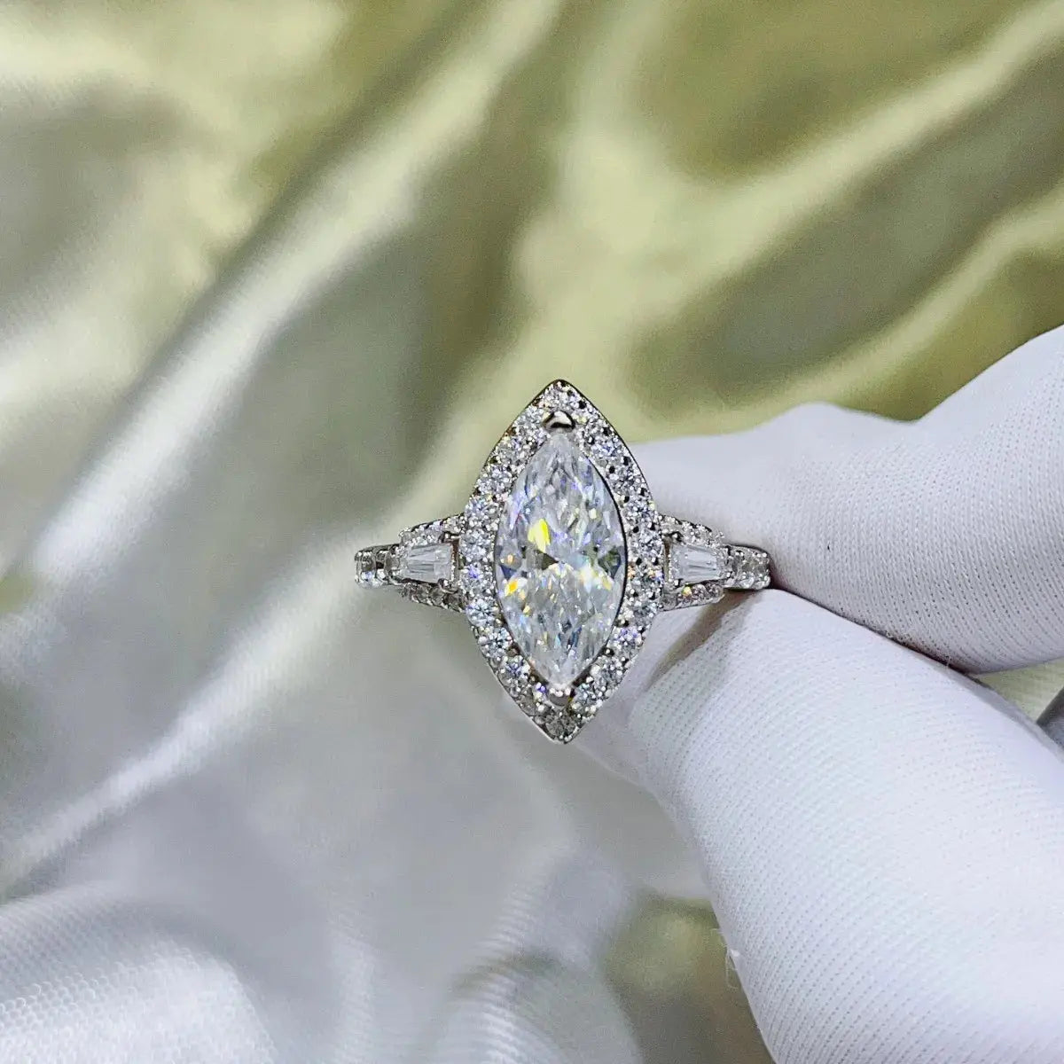 2 Carat Moissanite 925 Sterling Silver Ring - SmileBen