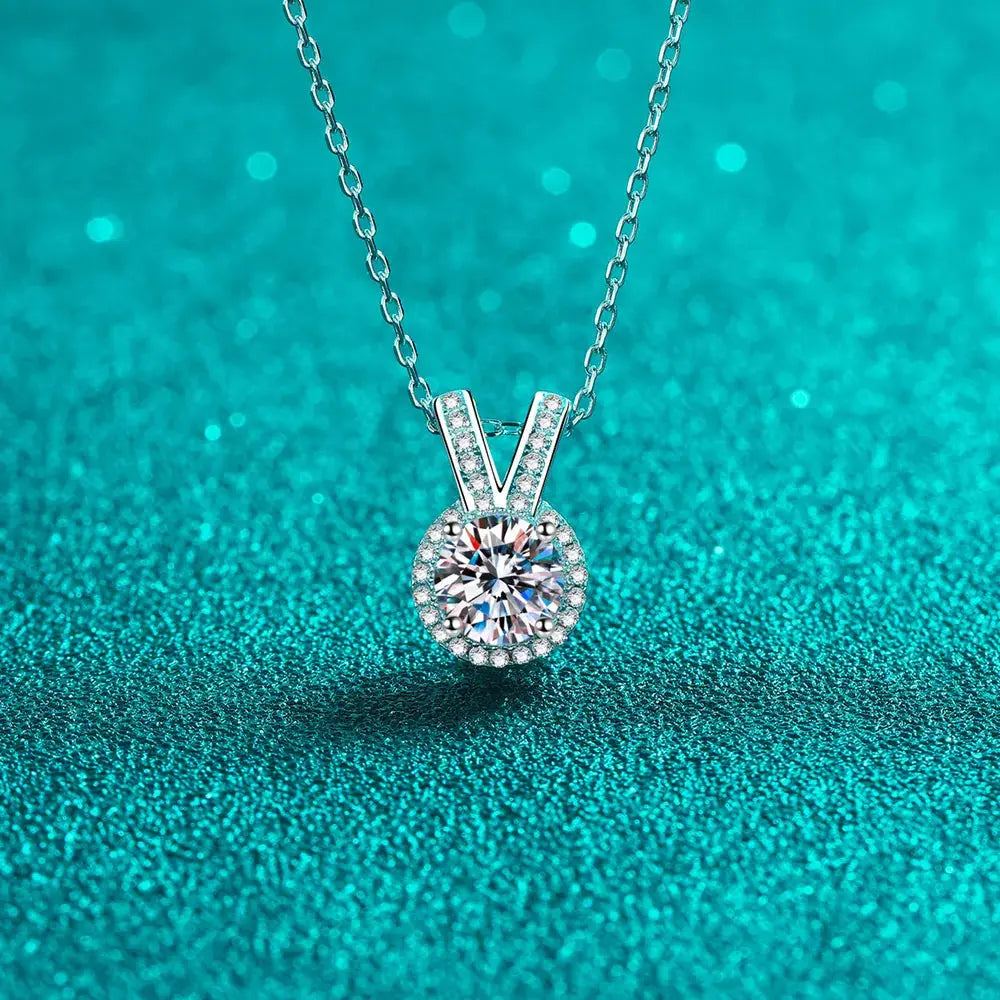 1 Carat Moissanite Rabbit Ears Shape Pendant Necklace - SmileBen