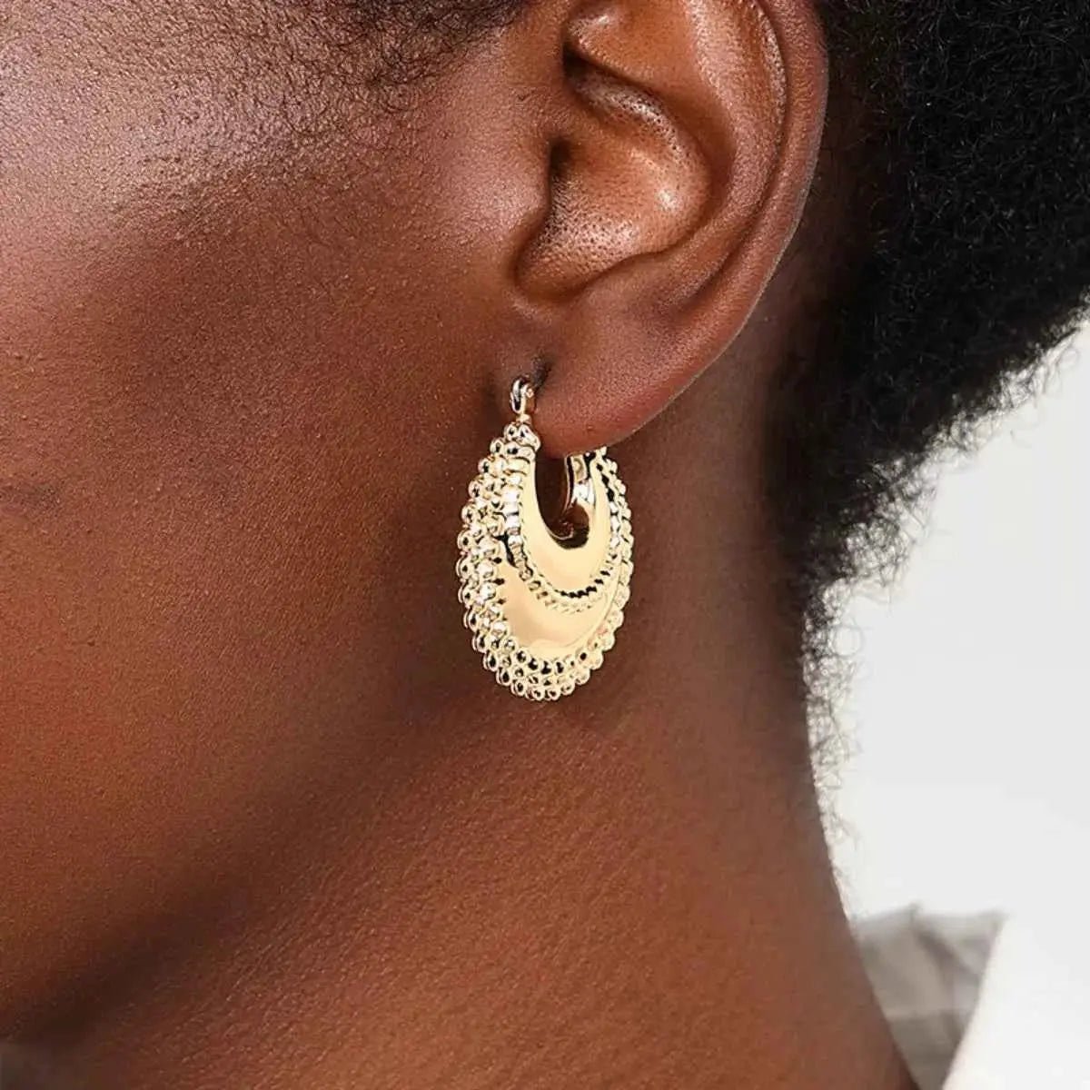 18K Gold - Plated Alloy Crescent Moon Hoop Earrings - SmileBen