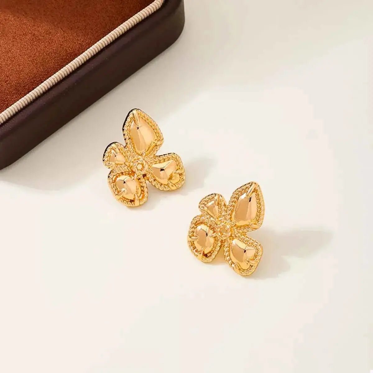 18K Gold - Plated Alloy Flower Stud Earrings - SmileBen