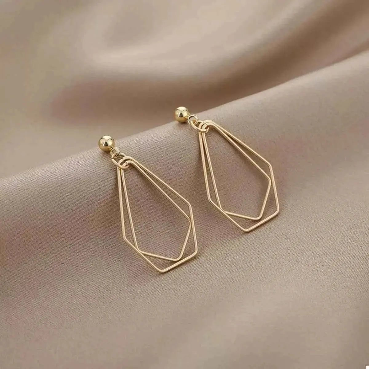 18K Gold - Plated Alloy Geometric Wire Drop Earrings - SmileBen