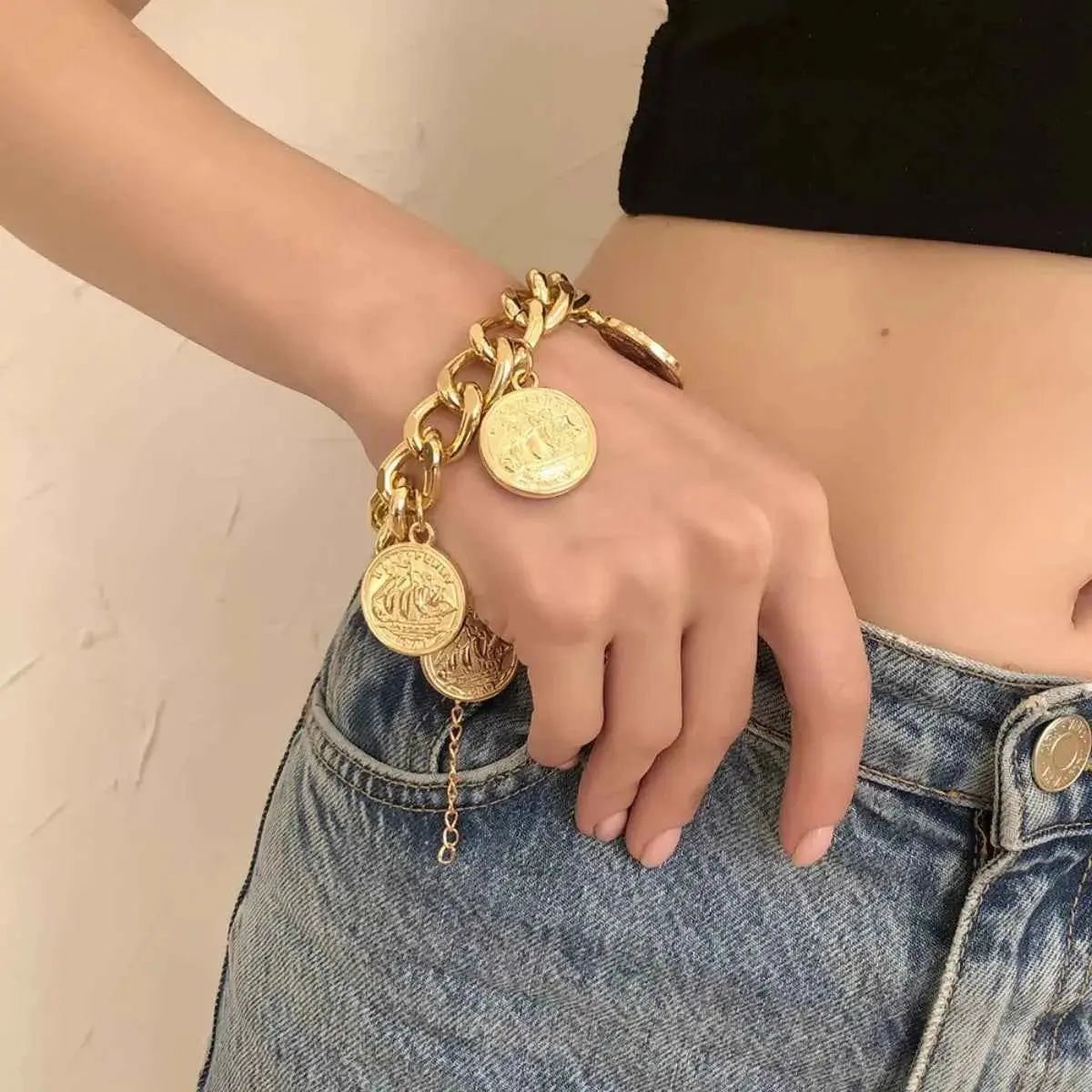 18K Gold - Plated Coin Charm Bracelet - SmileBen