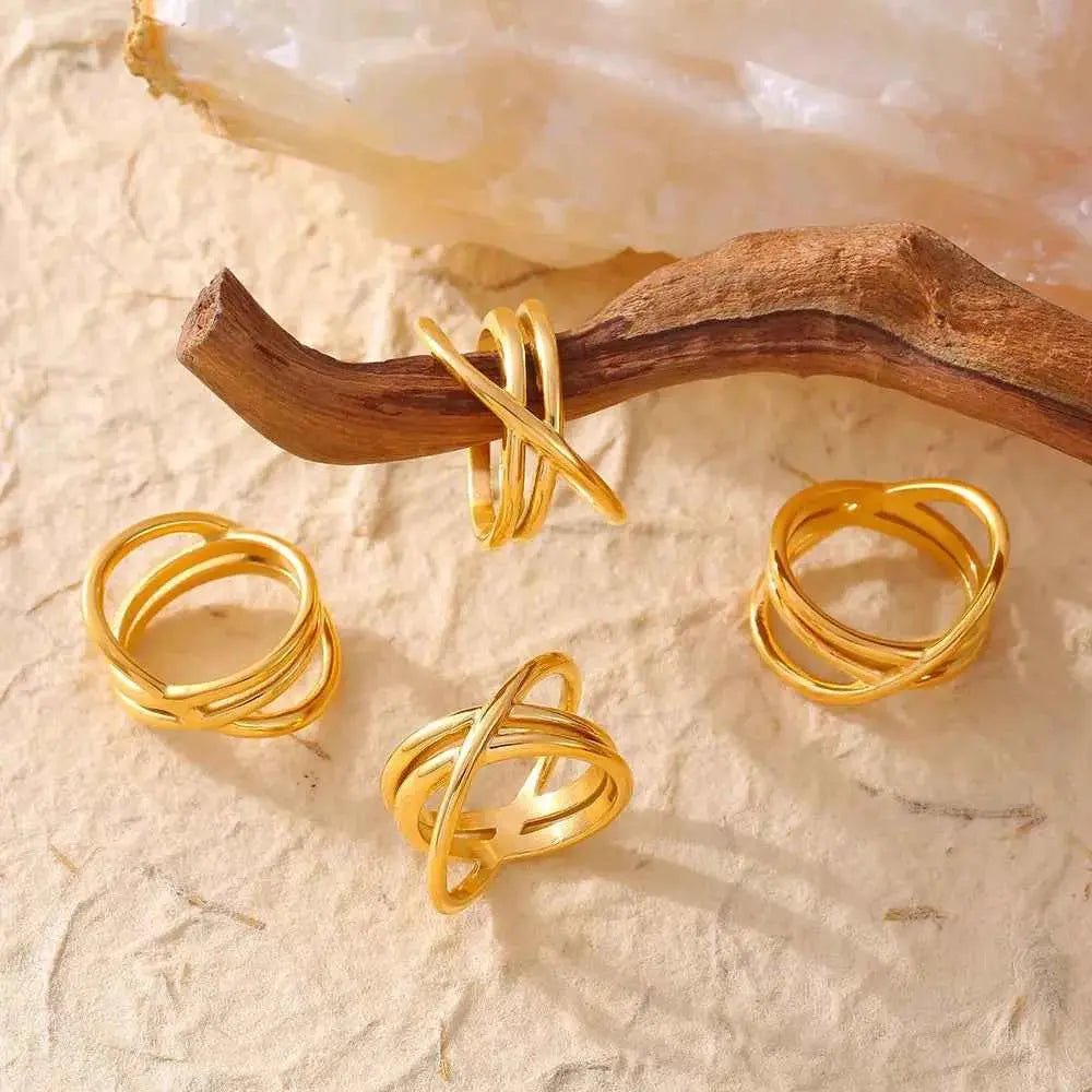 18K Gold - Plated Crisscross Ring - SmileBen