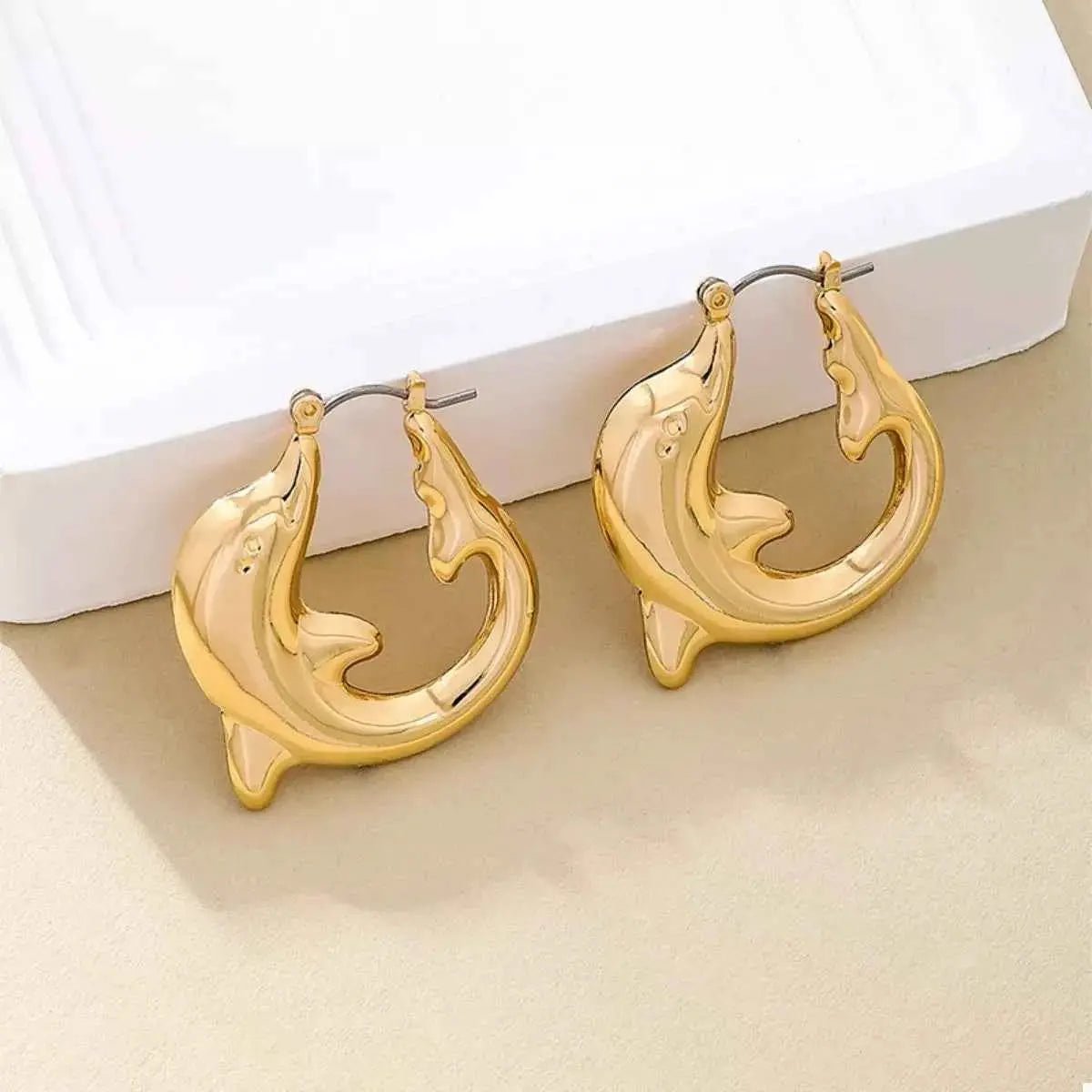 18K Gold - Plated Dolphin Hoop Earrings - SmileBen