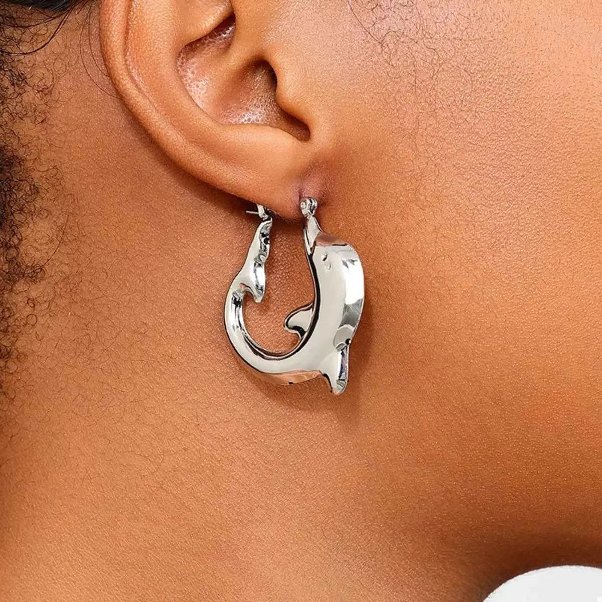 18K Gold - Plated Dolphin Hoop Earrings - SmileBen
