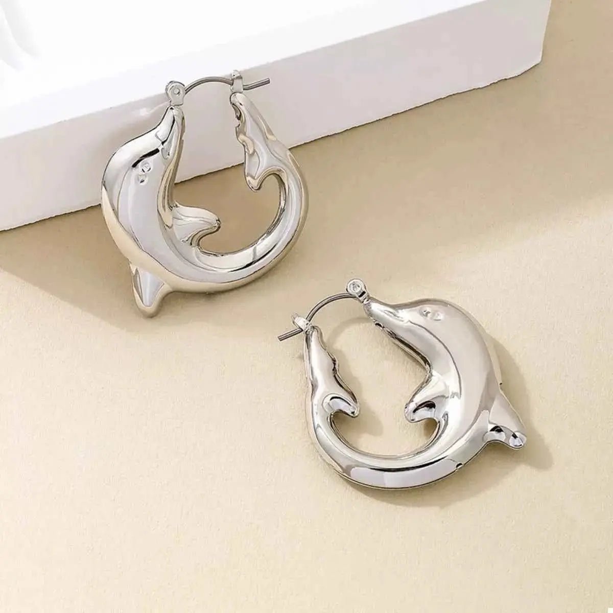 18K Gold - Plated Dolphin Hoop Earrings - SmileBen