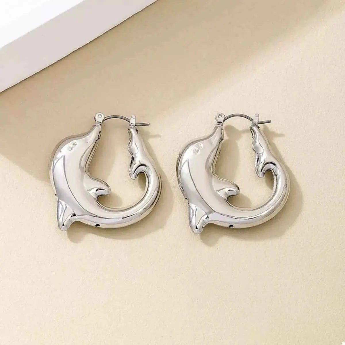 18K Gold - Plated Dolphin Hoop Earrings - SmileBen