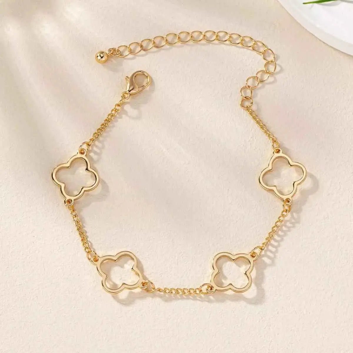 18K Gold - Plated Four Leaf Clover Bracelet - SmileBen