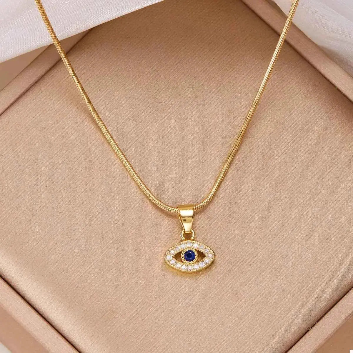 18K Gold - Plated Necklace with Rhinestone Pendant - SmileBen