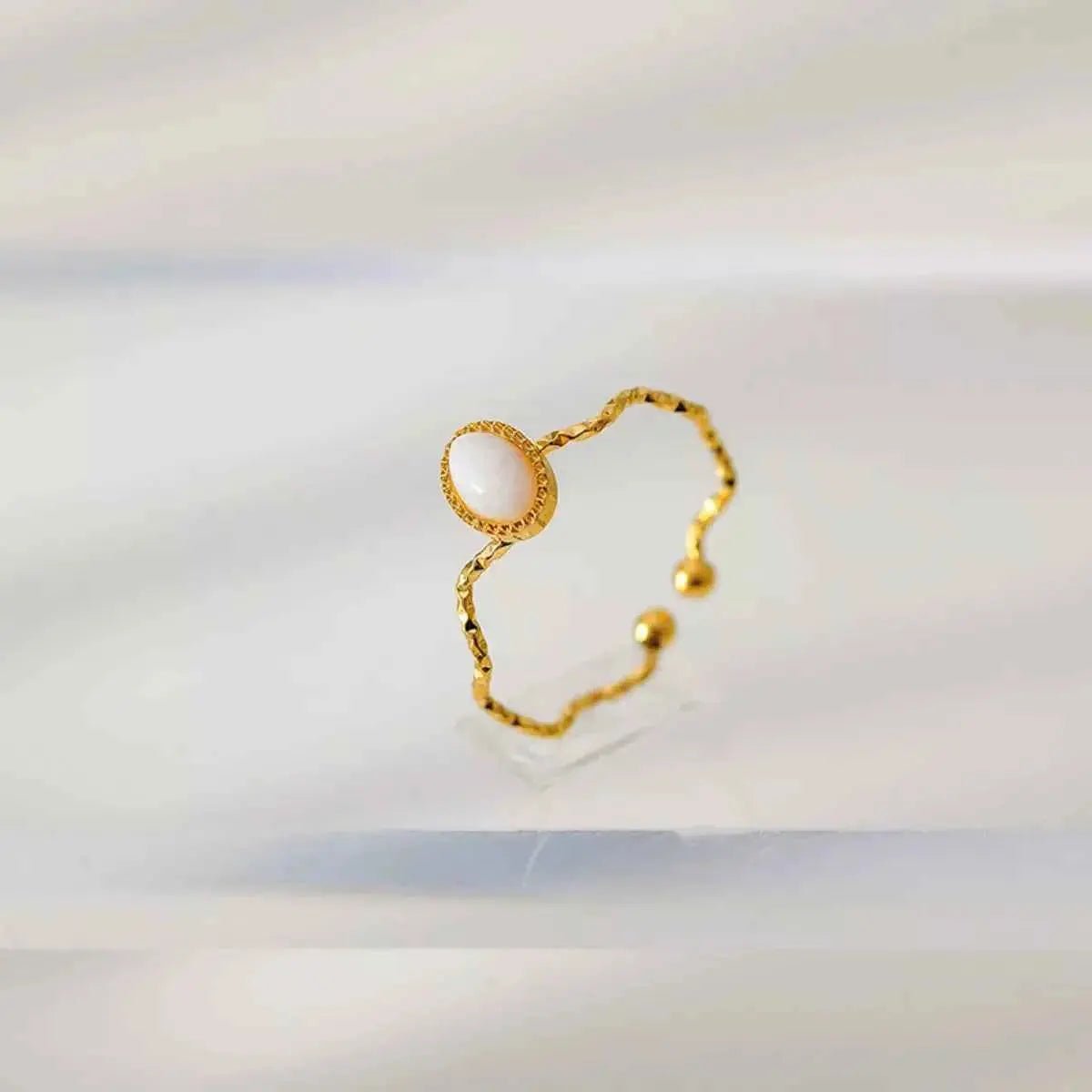 18K Gold - Plated Wave Open Ring - SmileBen