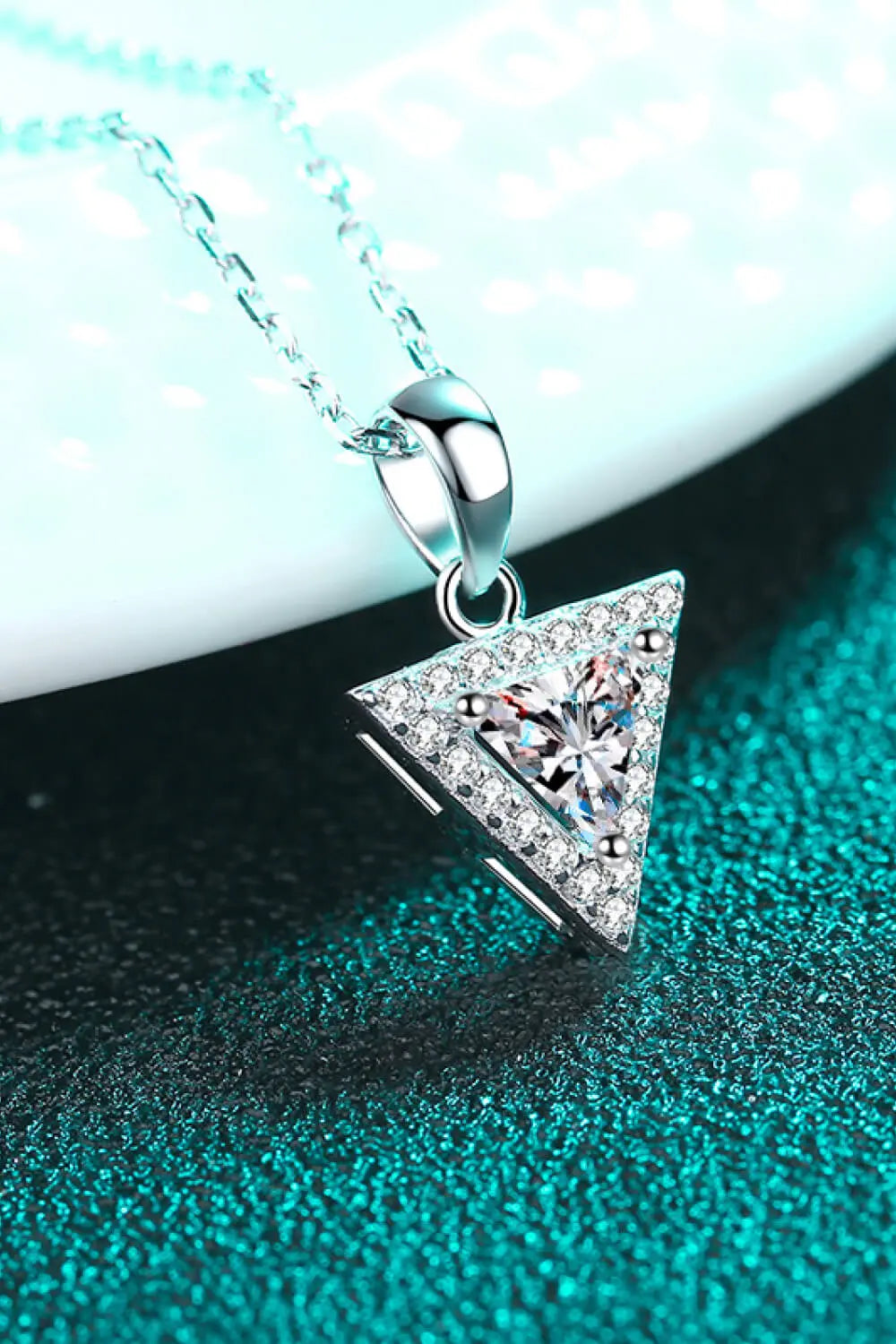 925 Sterling Silver Triangle Moissanite Pendant Necklace - SmileBen