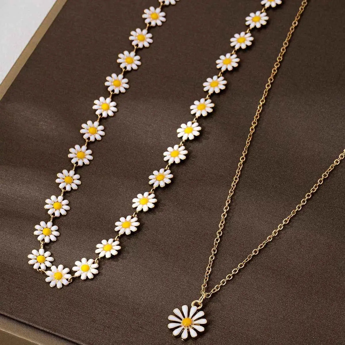 2 Piece 18K Gold-Plated Daisy Necklace - SmileBen
