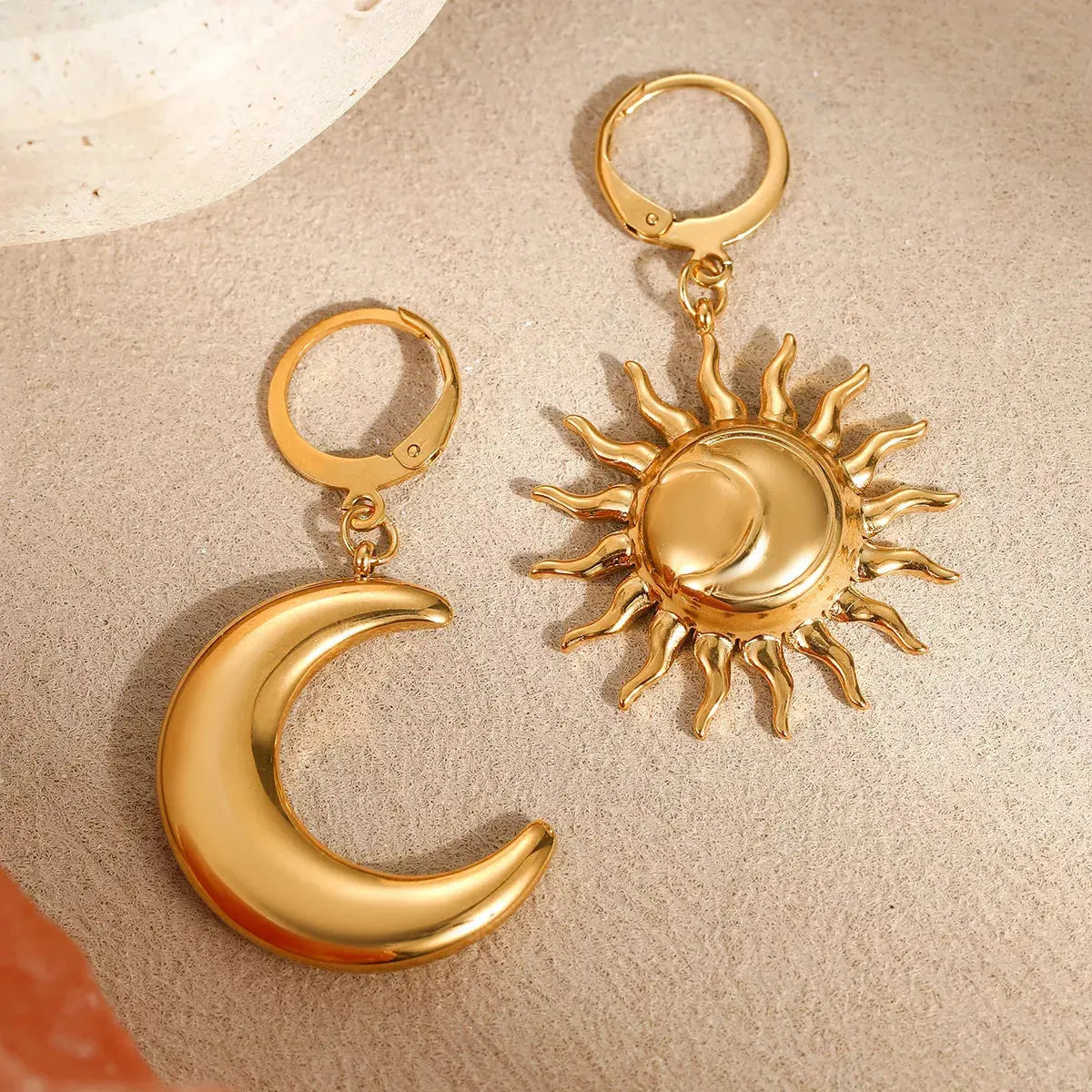 18K Gold-Plated Asymmetrical Sun & Moon Earrings - SmileBen