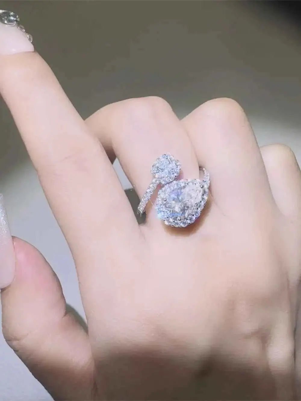 2 Carat Moissanite 925 Sterling Silver Bypass Ring - SmileBen