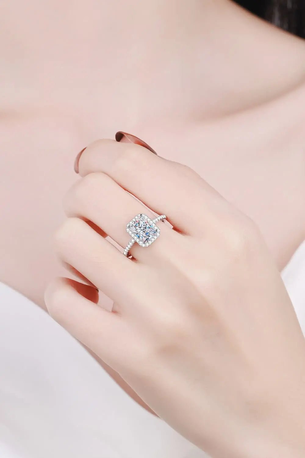 2 Carat Moissanite 925 Sterling Silver Halo Ring - SmileBen
