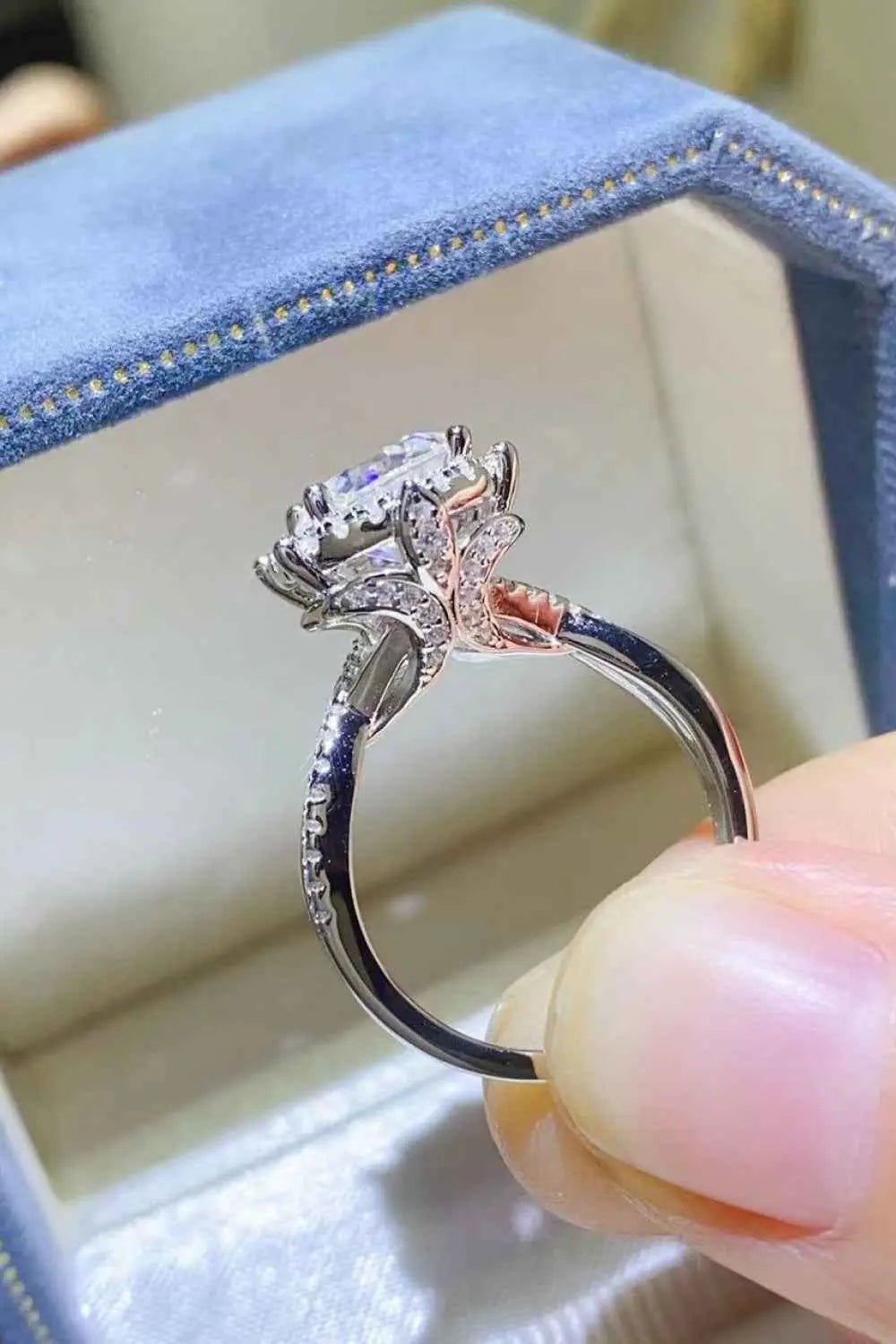 2 Carat Moissanite 925 Sterling Silver Ring - SmileBen