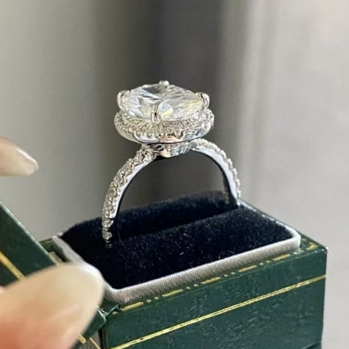 2 Carat Moissanite Oval Ring 925 Sterling Silver With Certificate - SmileBen