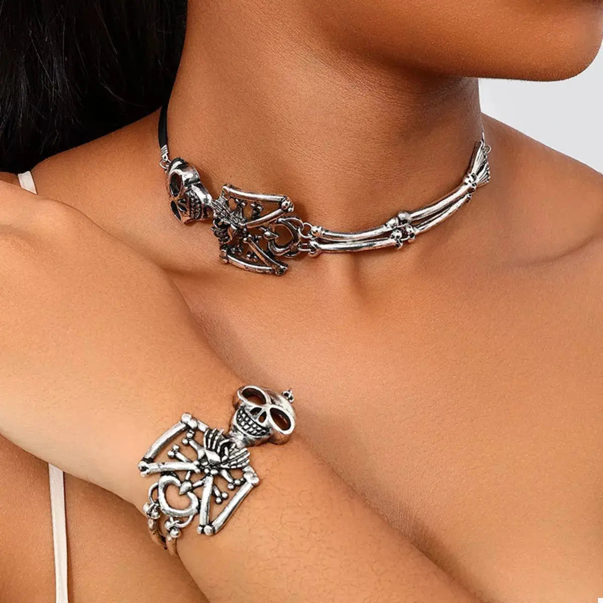 Alloy Skull Necklace and Bracelet Jewelry Set - SmileBen