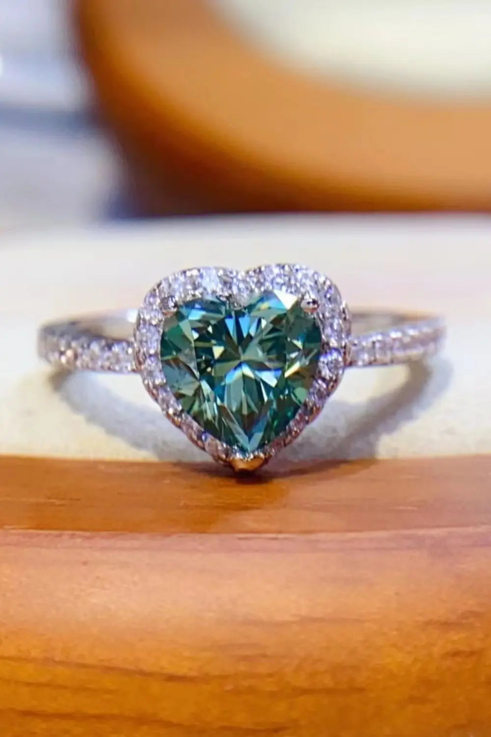 1-Carat Moissanite Heart Ring - SmileBen