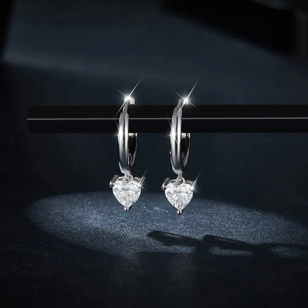 1 Carat Moissanite 925 Sterling Silver Heart Earrings - SmileBen