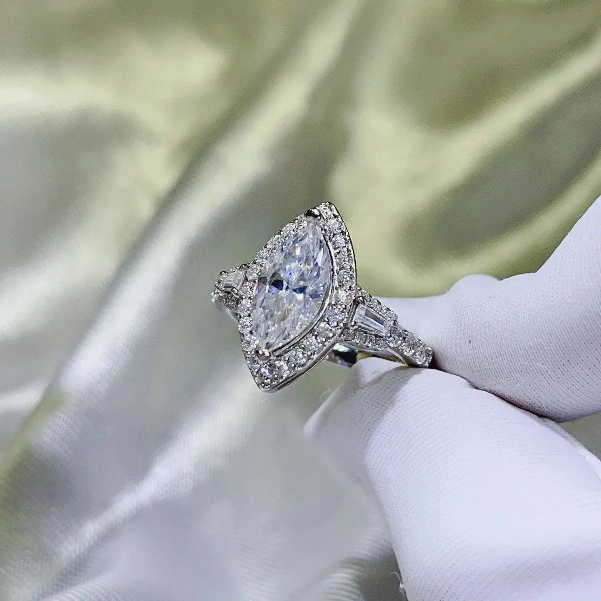 2 Carat Moissanite 925 Sterling Silver Ring - SmileBen