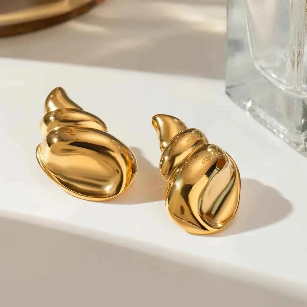 18K Gold-Plated Conch Earrings - SmileBen