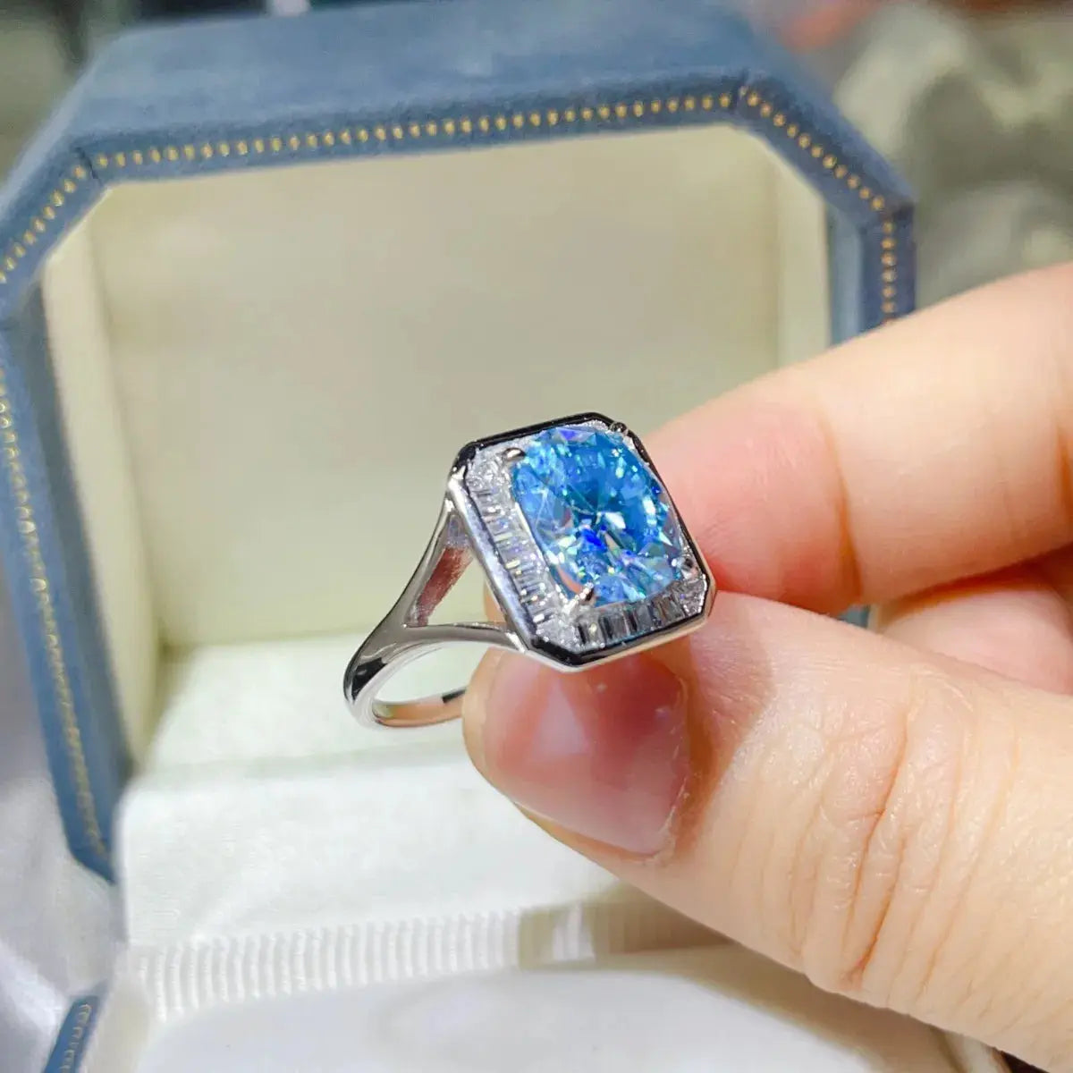 3 Carat Moissanite Square Ring - SmileBen