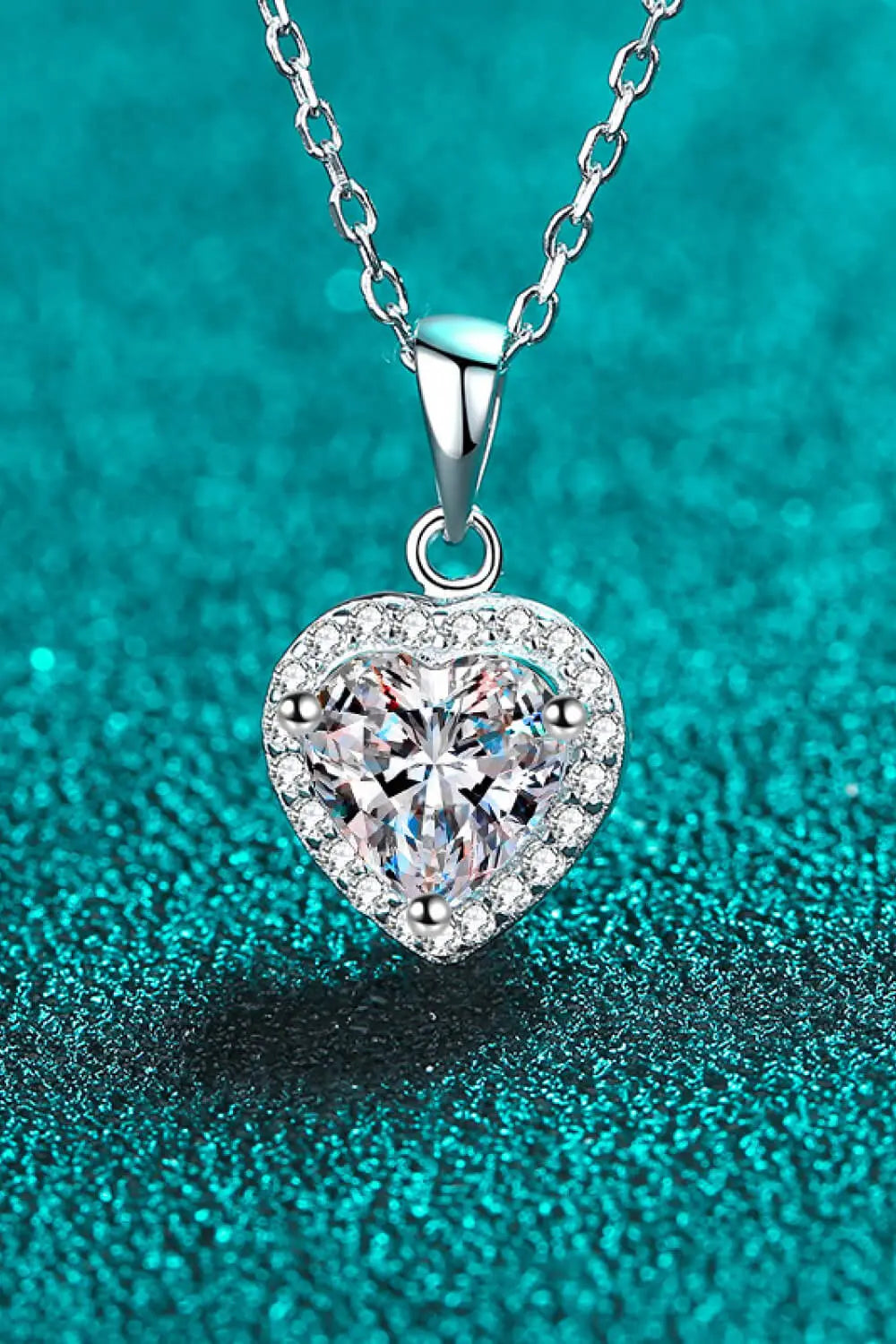 1 Carat Moissanite Heart Pendant Chain Necklace - SmileBen
