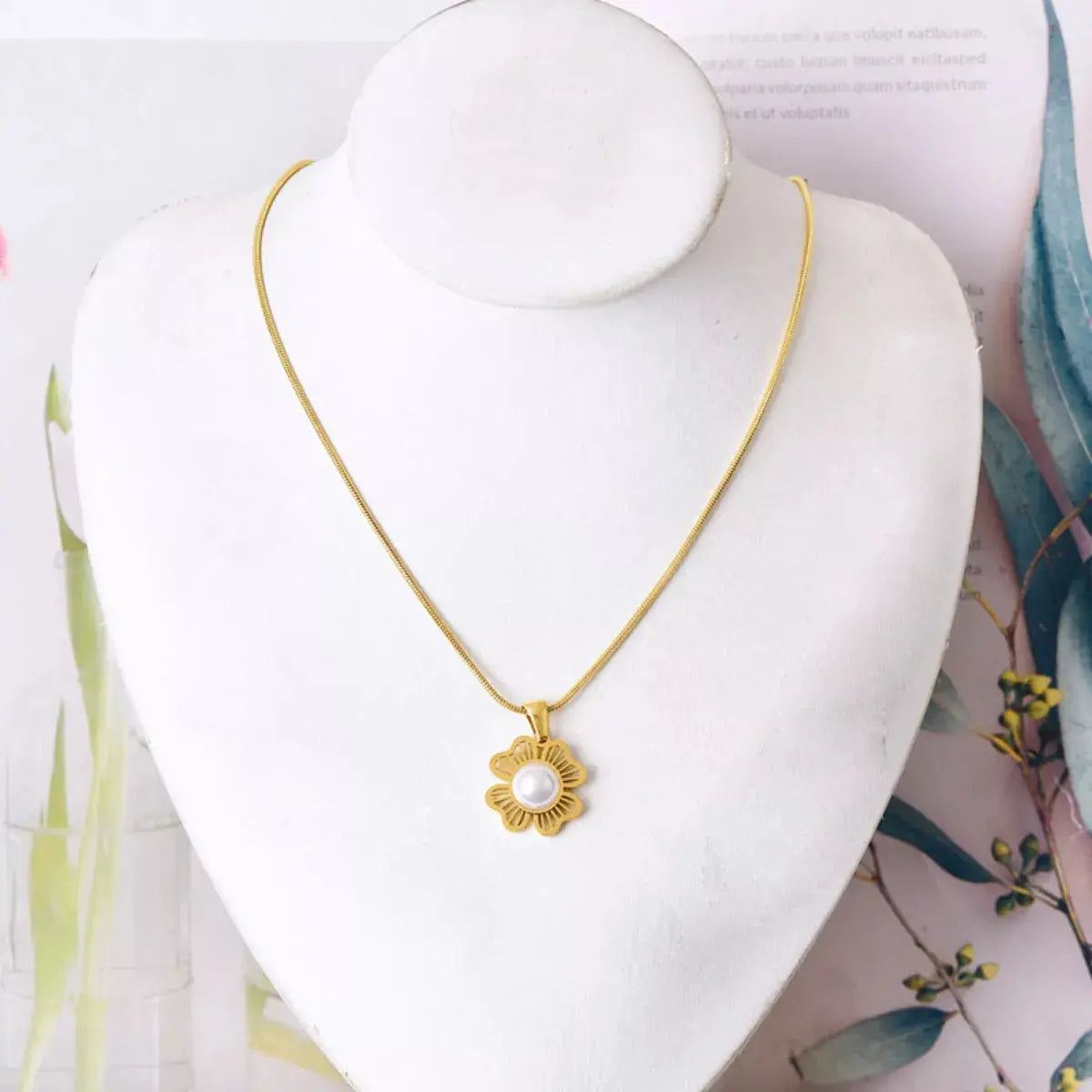 18K Gold-Plated Flower Jewelry Set - SmileBen