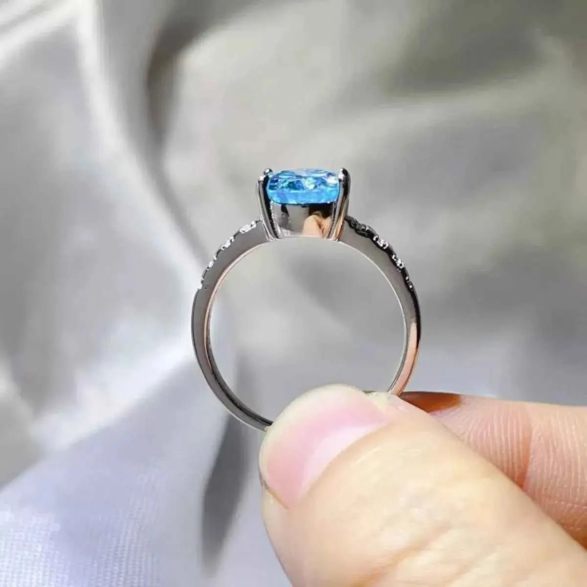 3 Carat Moissanite Oval 925 Sterling Silver Ring - SmileBen