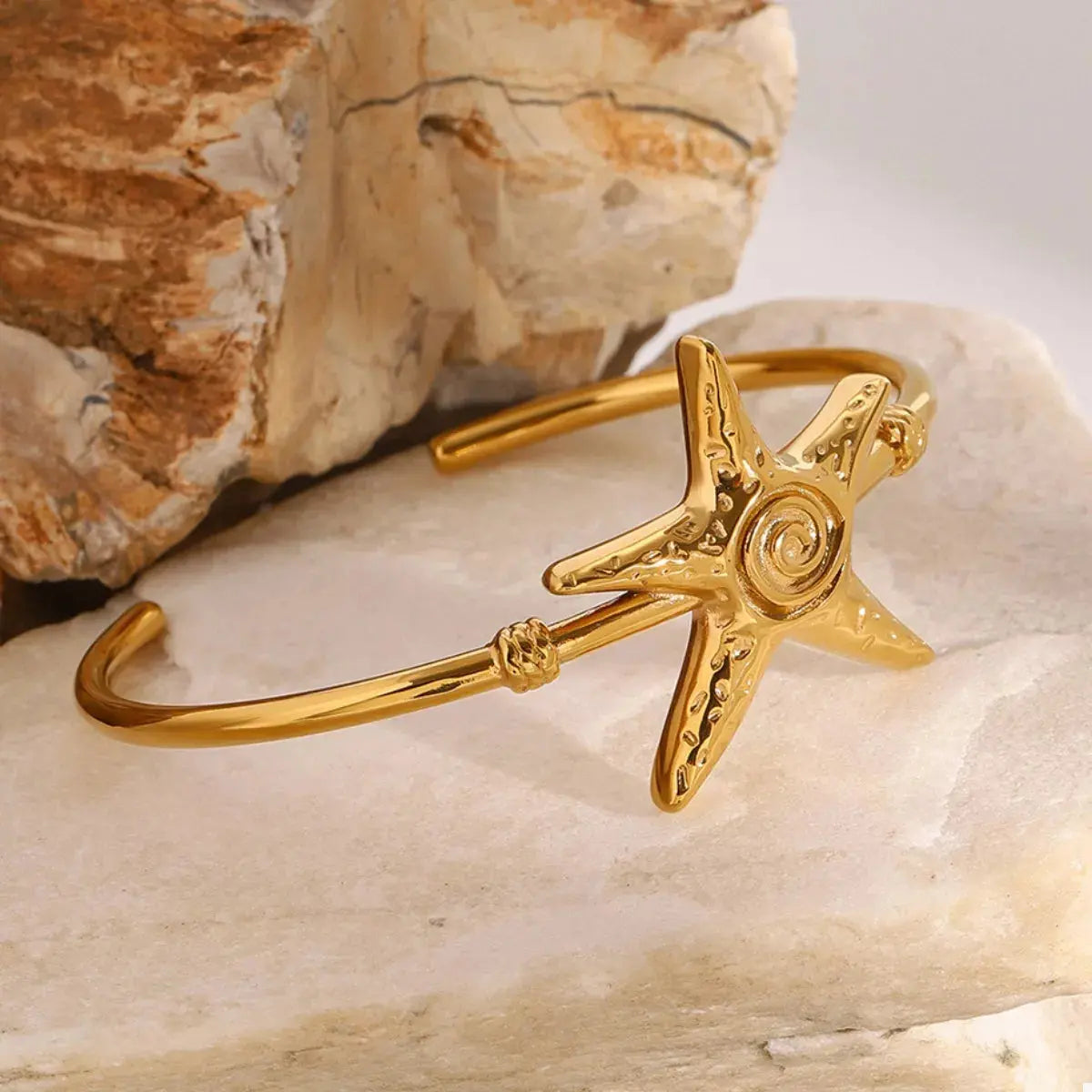 18K Gold-Plated Starfish Open Bracelet - SmileBen