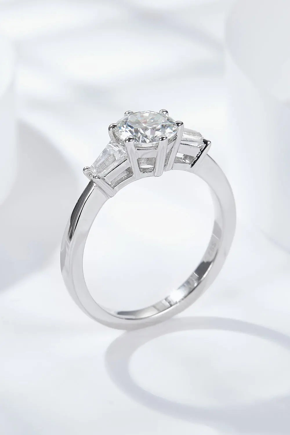 Loyal Love 1 Carat Moissanite Platinum-Plated Ring - SmileBen