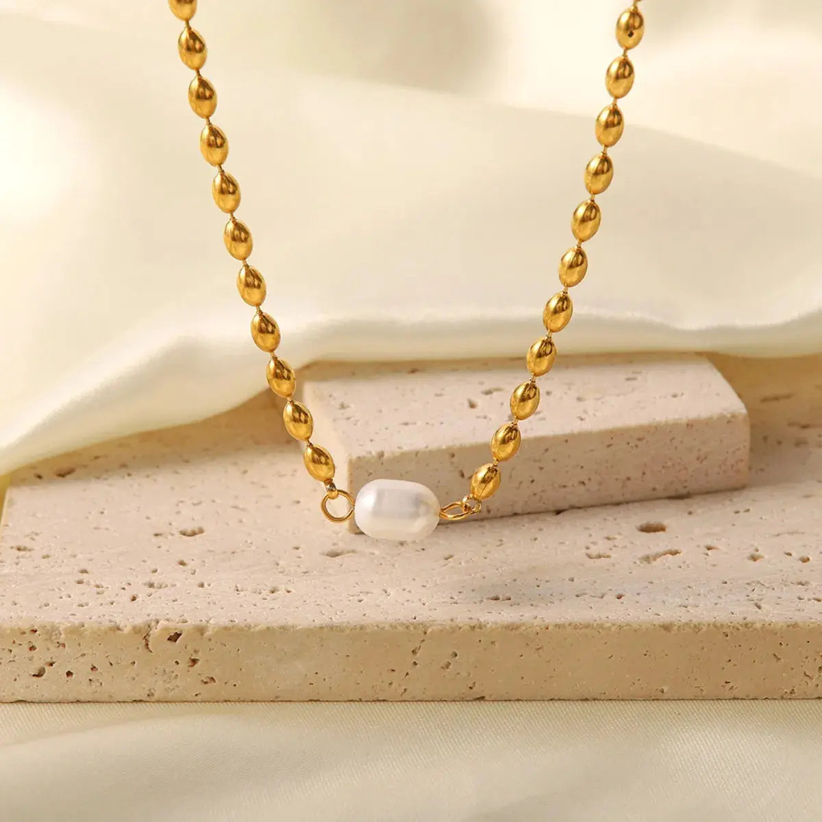 Pearl and Gold Chain Jewelry Set with Necklace and Bracelet - SmileBen