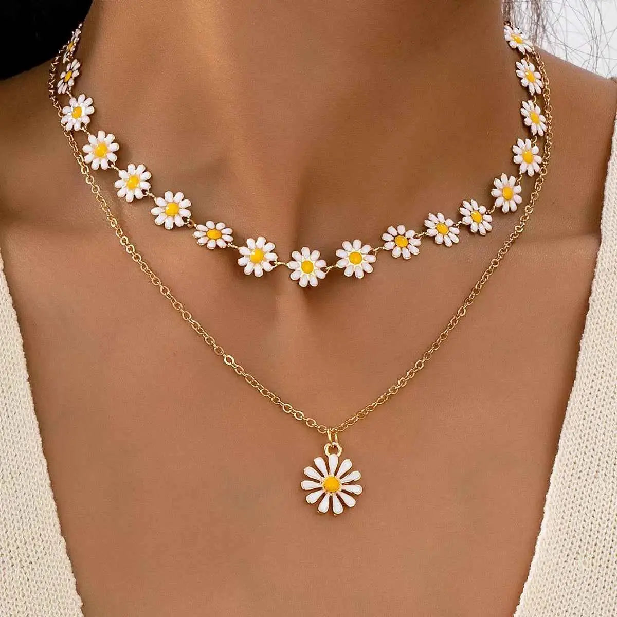 2 Piece 18K Gold-Plated Daisy Necklace - SmileBen
