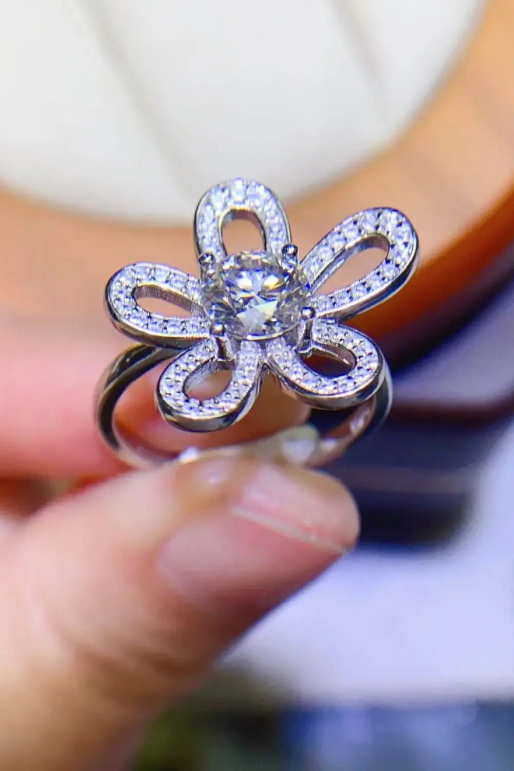 1 Carat Moissanite Flower-Shape Open Ring - SmileBen