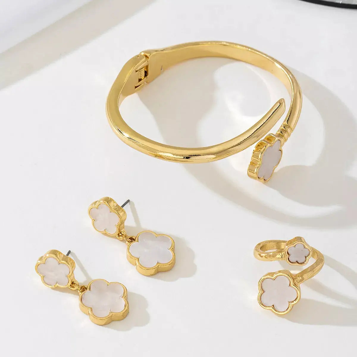 18K Gold-Plated Flower Jewelry Set - SmileBen