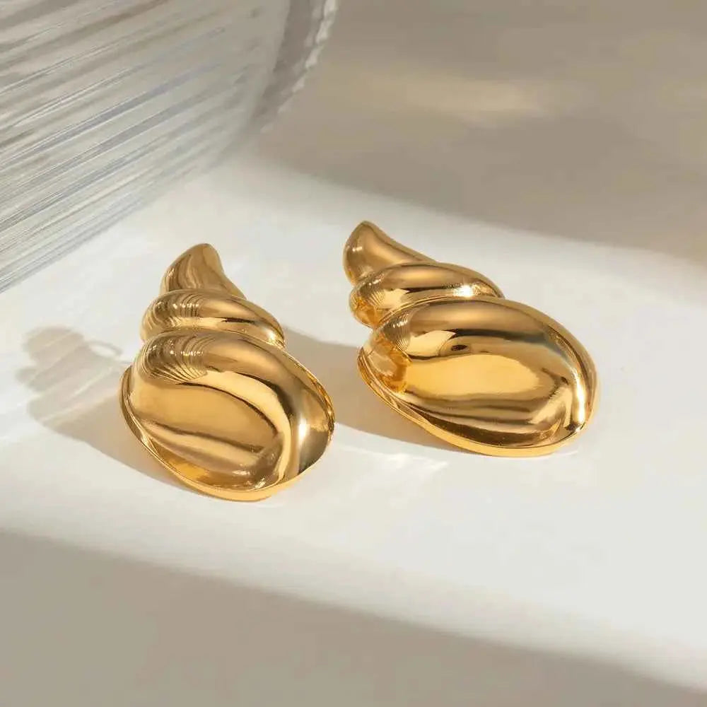 18K Gold-Plated Conch Earrings - SmileBen