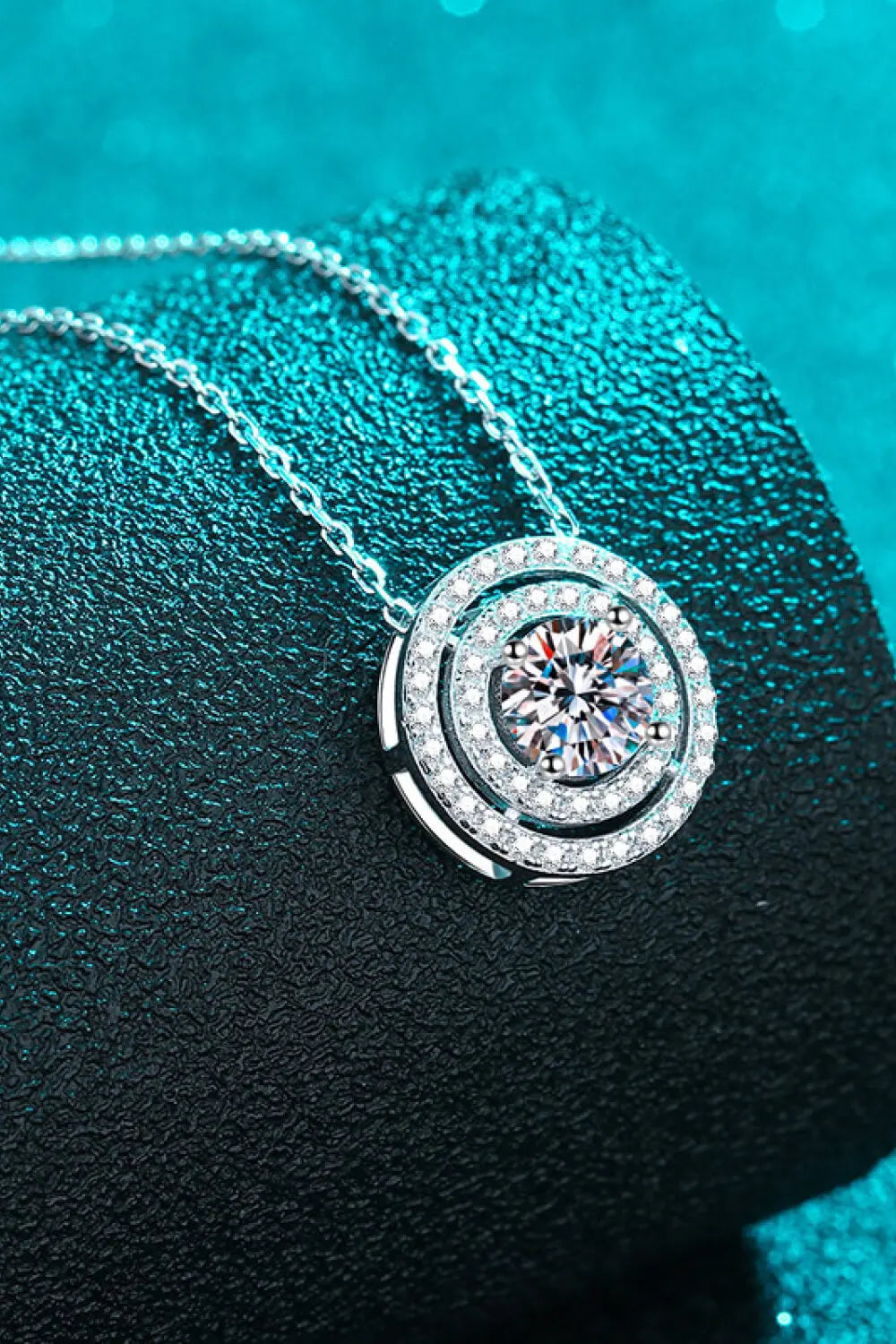 Moissanite Round Pendant Rhodium-Plated Necklace - SmileBen