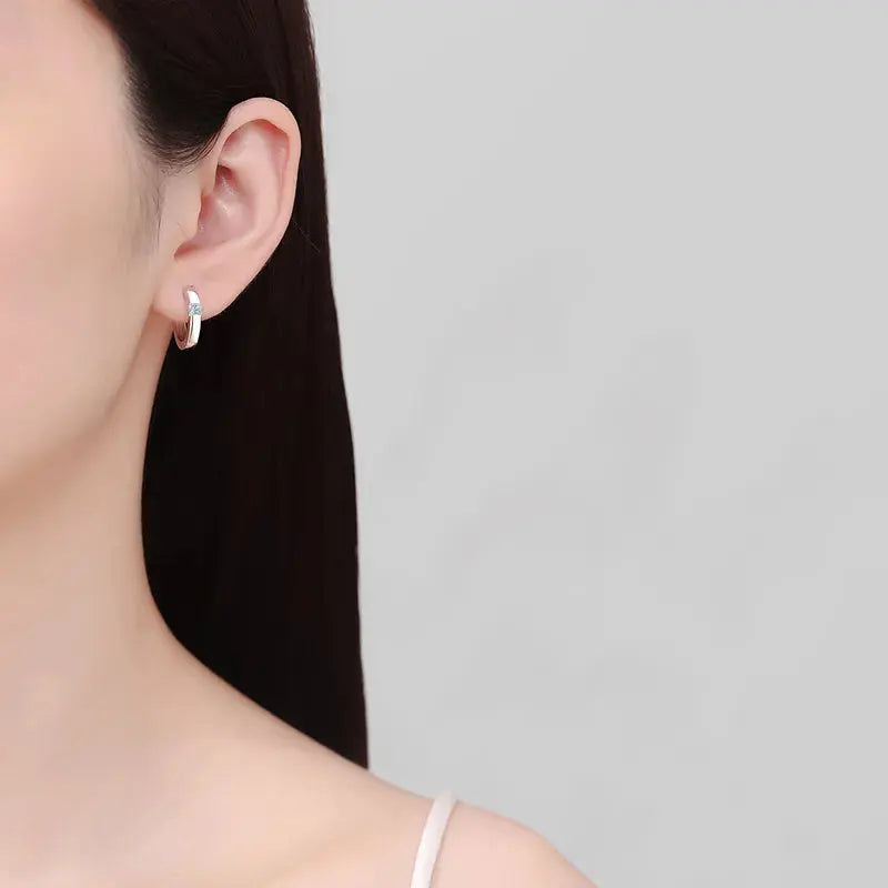 925 Sterling Silver Moissanite Huggie Earrings - SmileBen